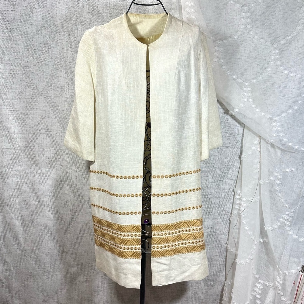 Vintage Edith Flagg cream embroidered cap duster